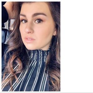 Meet your Posher, Nikki